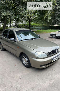 Седан Daewoo Lanos 2003 в Львове