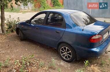 Седан Daewoo Lanos 2001 в 