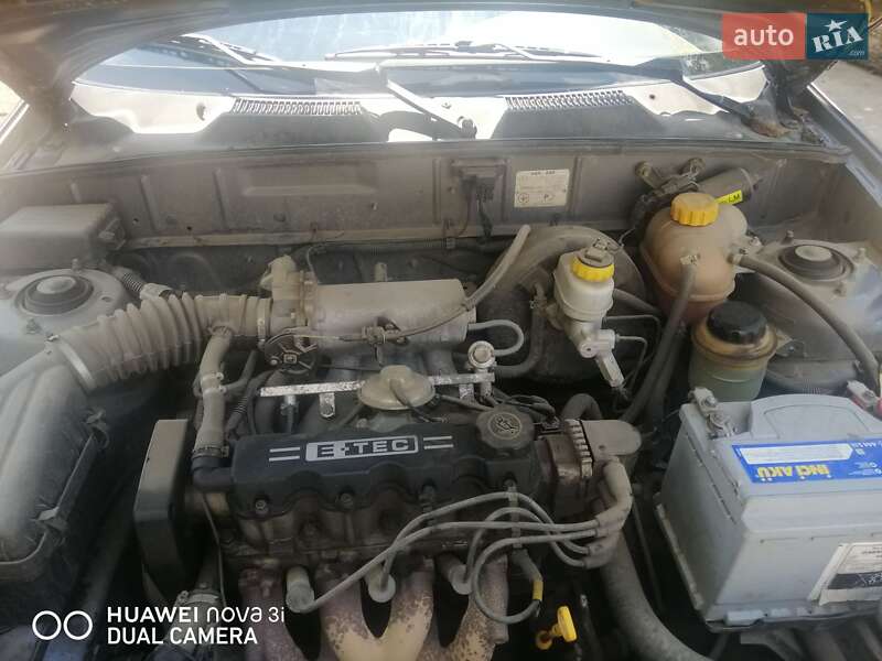 Седан Daewoo Lanos 2008 в Полтаві