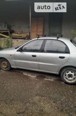 Седан Daewoo Lanos 2006 в Чернівцях