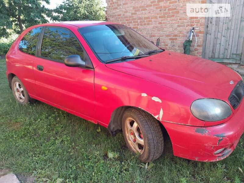 Хэтчбек Daewoo Lanos 1999 в Знаменке