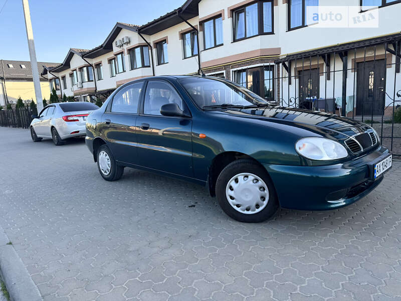 Седан Daewoo Lanos 2004 в Софиевской Борщаговке