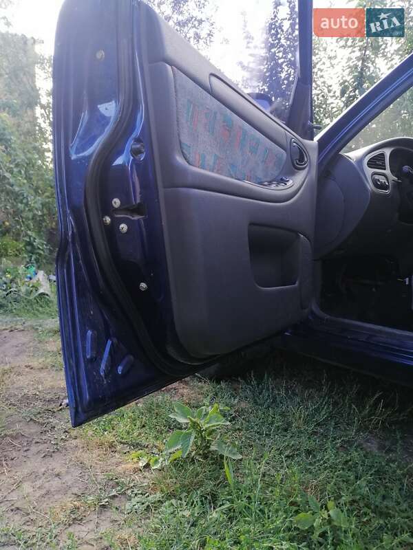 Седан Daewoo Lanos 2005 в Полтаве