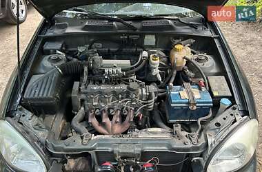 Седан Daewoo Lanos 1998 в 