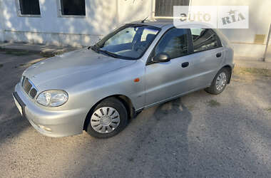 Хэтчбек Daewoo Lanos 2003 в Смеле