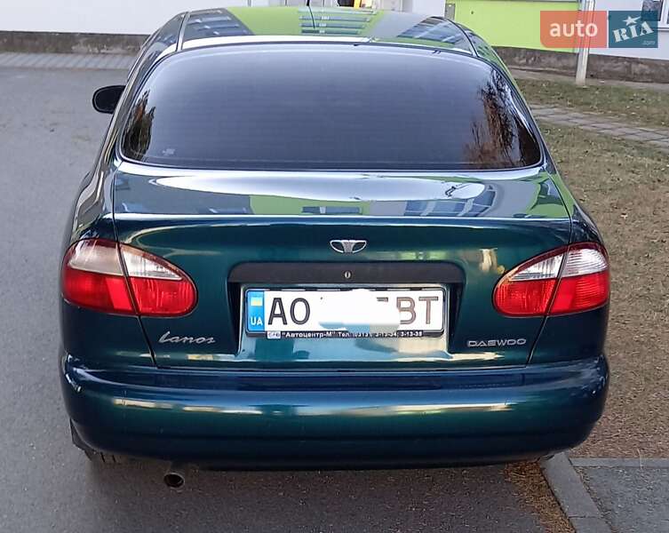 Седан Daewoo Lanos 2005 в Хусте