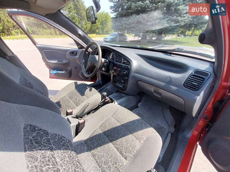 Седан Daewoo Lanos 2008 в Рівному