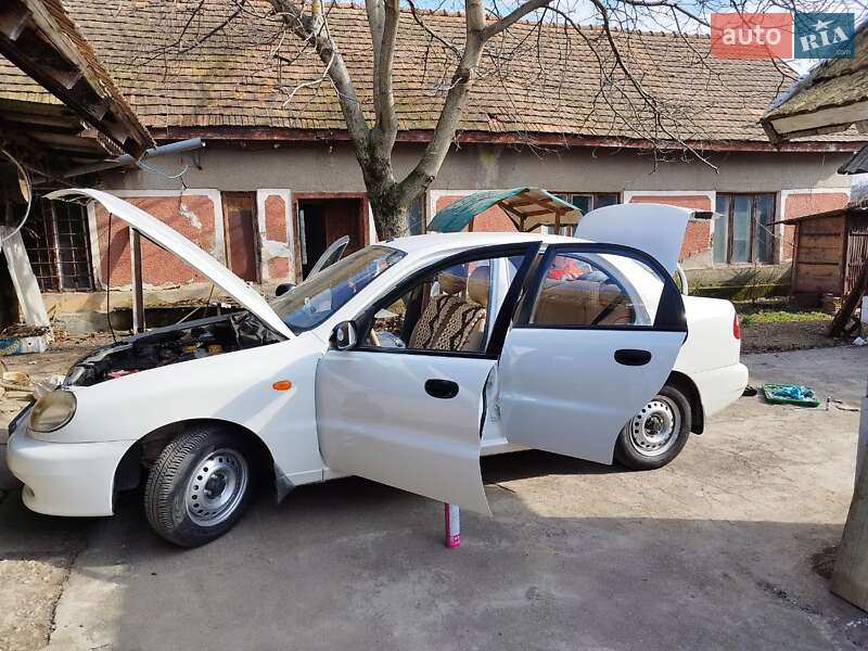 Седан Daewoo Lanos 2007 в Берегово