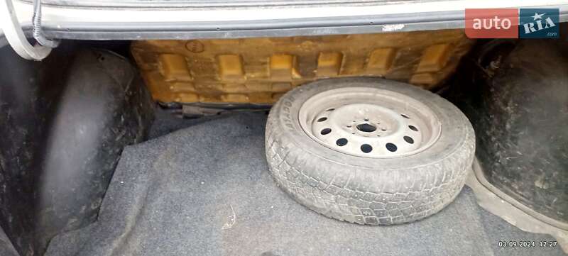 Седан Daewoo Lanos 1998 в Кривому Розі