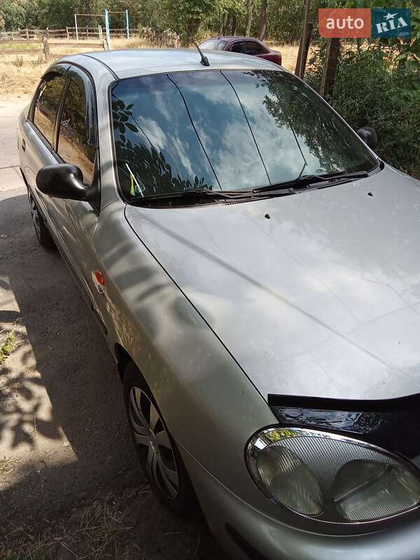 Седан Daewoo Lanos 2004 в Одессе