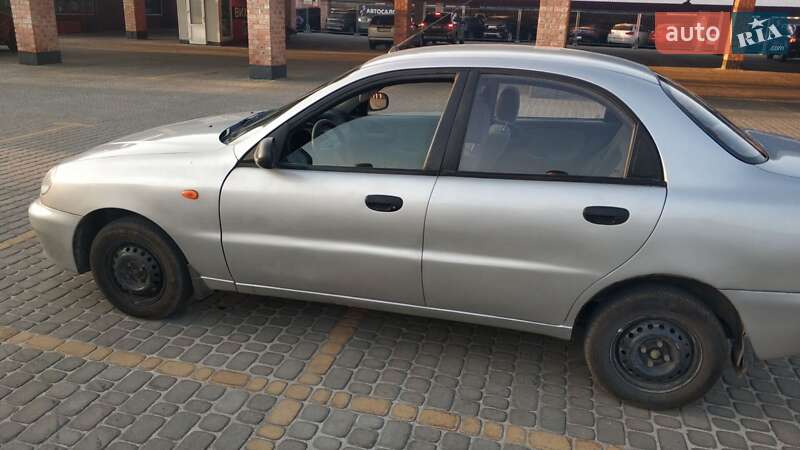 Седан Daewoo Lanos 2006 в Львові