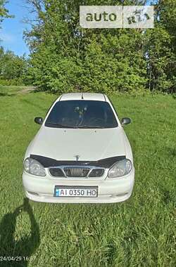 Седан Daewoo Lanos 2003 в Киеве