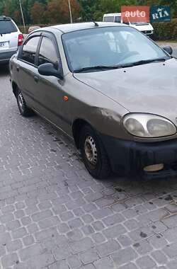 Седан Daewoo Lanos 2004 в Львові