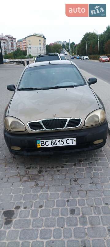 Седан Daewoo Lanos 2004 в Львові