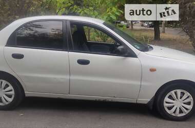 Седан Daewoo Lanos 2000 в Запорожье