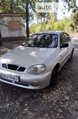 Седан Daewoo Lanos 2004 в Мурованих Курилівцях