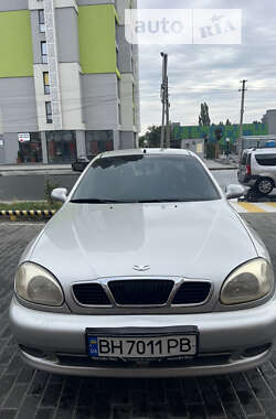 Седан Daewoo Lanos 2004 в Дніпрі