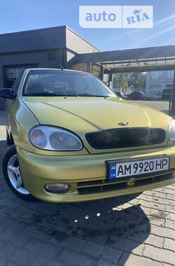 Седан Daewoo Lanos 2008 в Малині