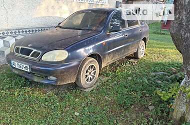 Седан Daewoo Lanos 2002 в Нижньому Студеному