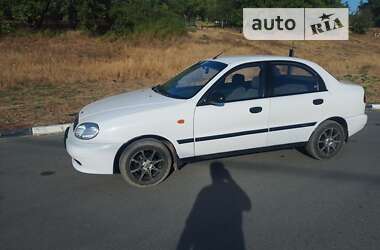 Седан Daewoo Lanos 2004 в Харькове