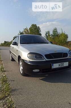 Седан Daewoo Lanos 1998 в Гусятине