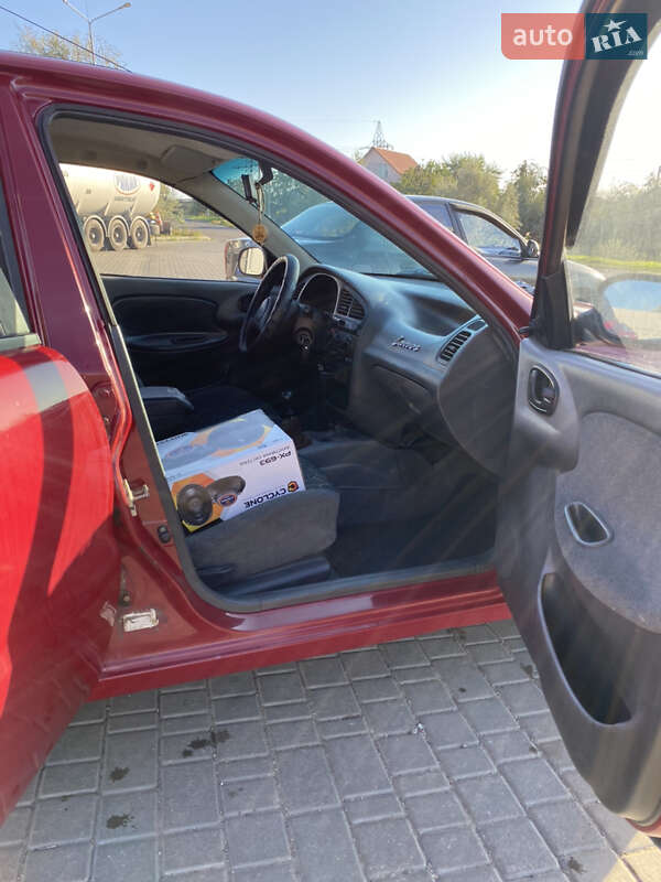 Седан Daewoo Lanos 2007 в Арбузинке
