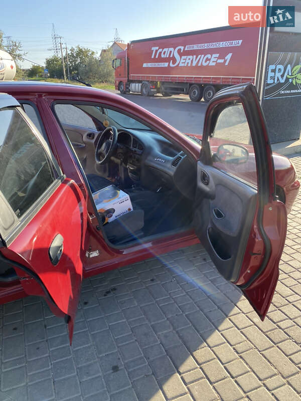 Седан Daewoo Lanos 2007 в Арбузинке