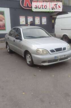 Седан Daewoo Lanos 1999 в Кропивницькому