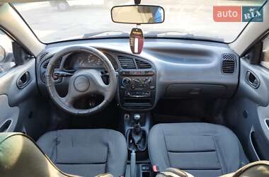 Седан Daewoo Lanos 2004 в Дергачах