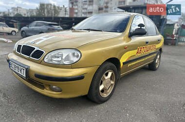 Седан Daewoo Lanos 2002 в Дрогобыче