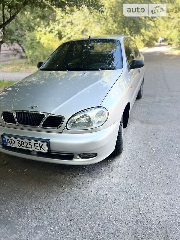 Седан Daewoo Lanos 2003 в Запоріжжі