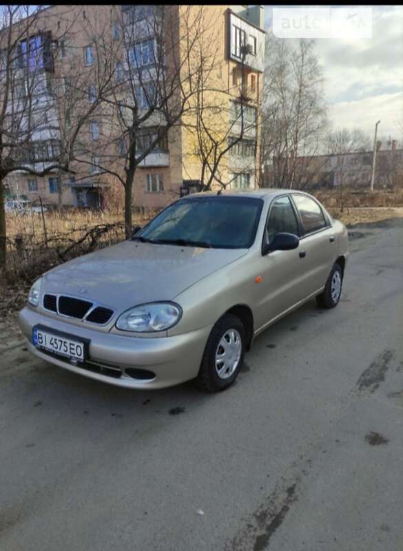 Седан Daewoo Lanos 2008 в Карловке