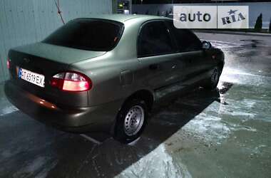 Седан Daewoo Lanos 2004 в Тлумачі