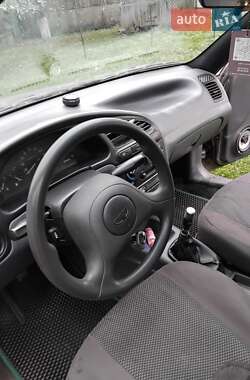 Седан Daewoo Lanos 2004 в Вашківцях