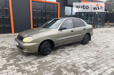 Седан Daewoo Lanos 2004 в Волочиске