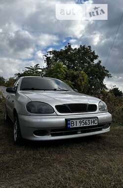 Седан Daewoo Lanos 2004 в Кременчуці