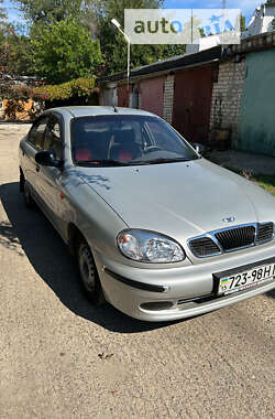 Седан Daewoo Lanos 2003 в Южноукраїнську