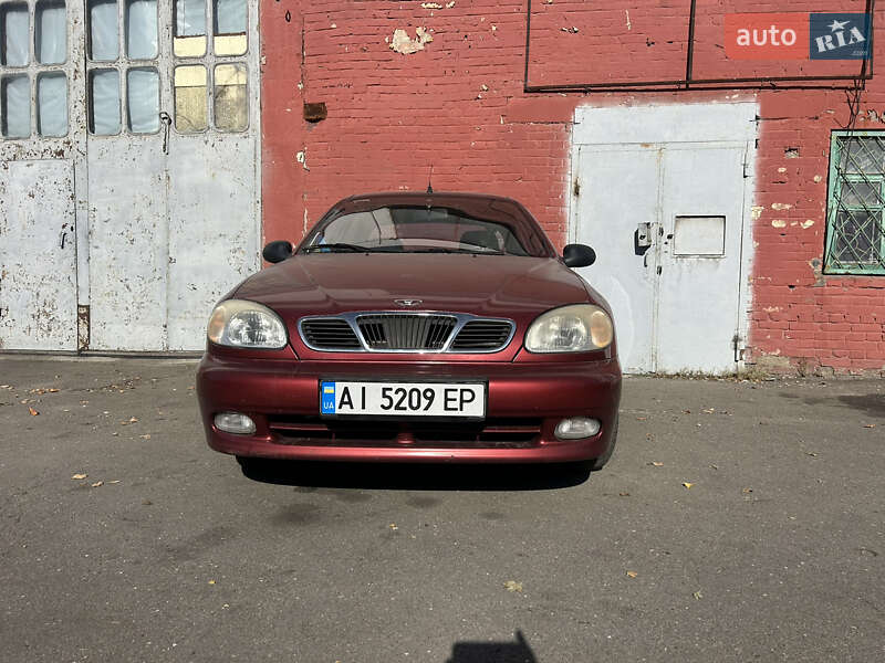 Седан Daewoo Lanos 2005 в Киеве