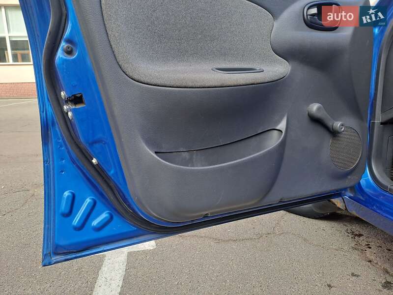 Седан Daewoo Lanos 2008 в Киеве