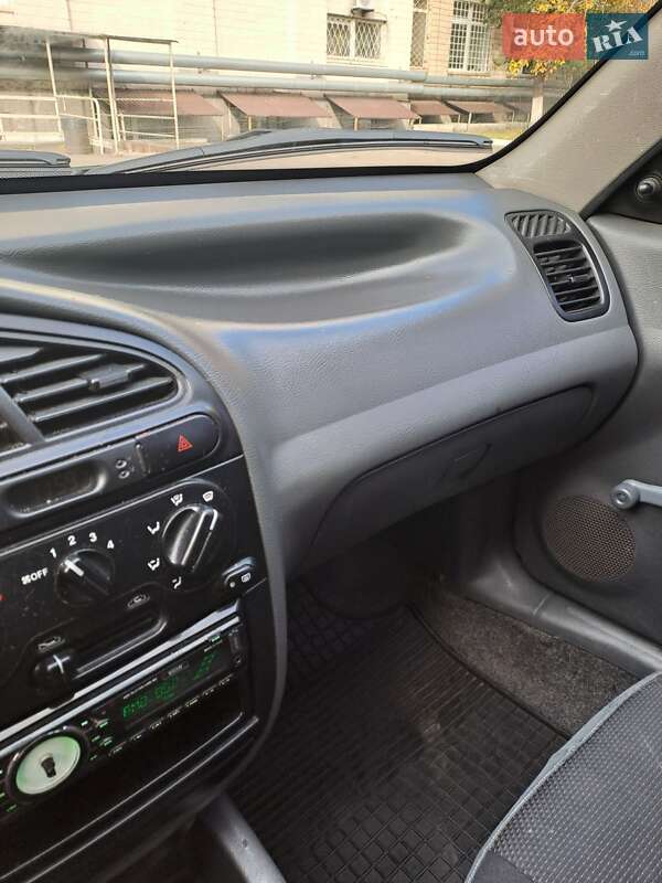 Седан Daewoo Lanos 2008 в Киеве