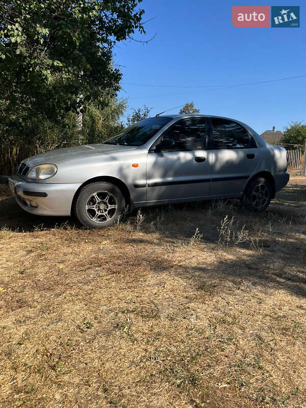 Седан Daewoo Lanos 2003 в Ольшанах