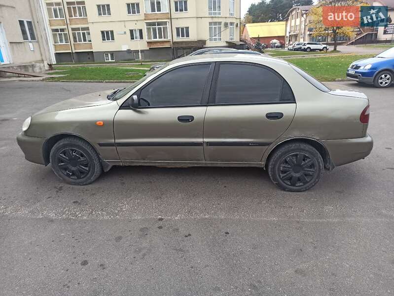 Седан Daewoo Lanos 2007 в Новояворовске