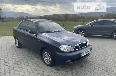 Седан Daewoo Lanos 2002 в Сваляве