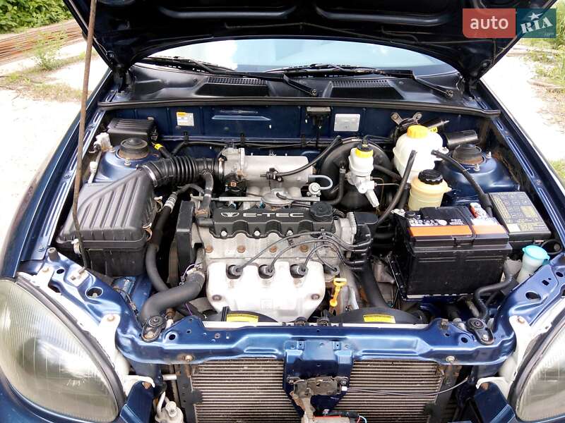 Седан Daewoo Lanos 2005 в Обухове