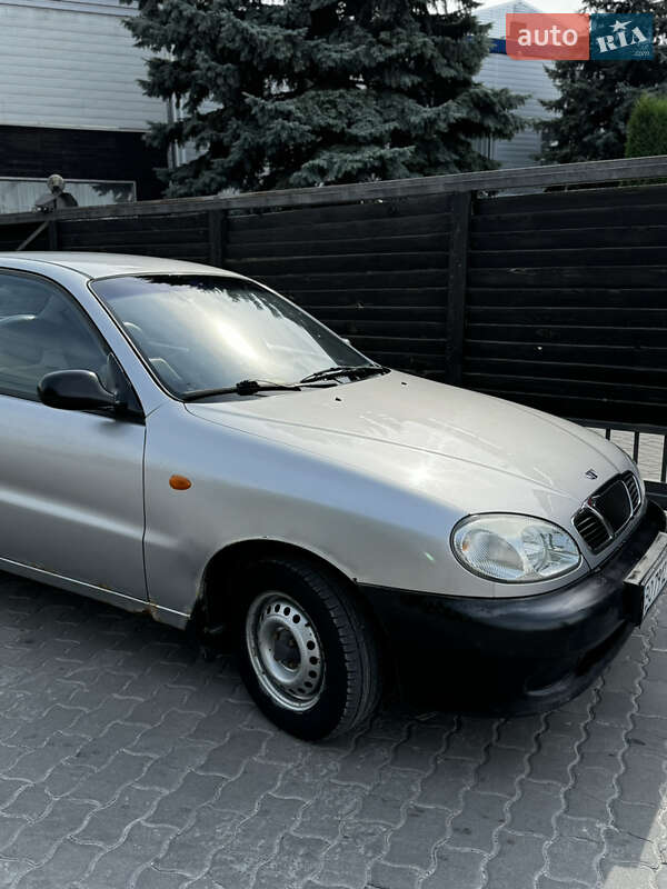 Седан Daewoo Lanos 1998 в Тернополе