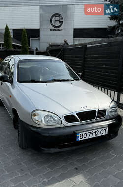 Седан Daewoo Lanos 1998 в 