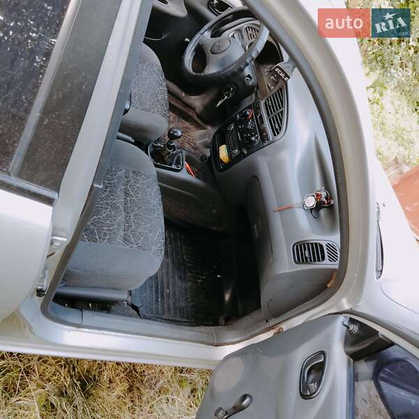Седан Daewoo Lanos 2006 в Карловке