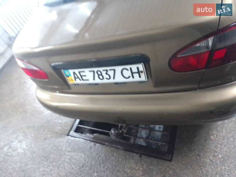 Седан Daewoo Lanos 2004 в Днепре