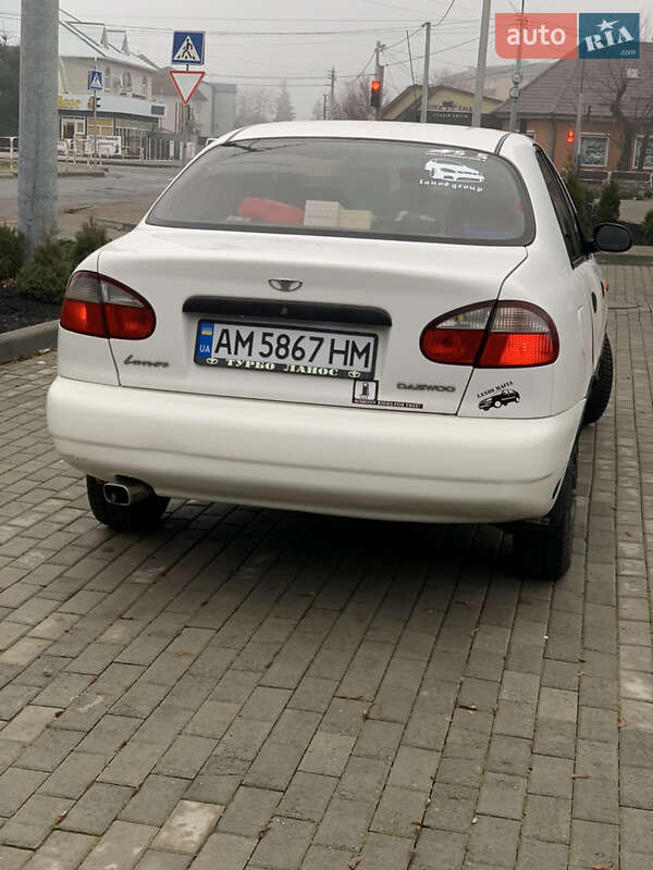 Седан Daewoo Lanos 2004 в Житомирі