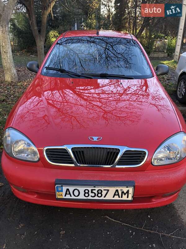 Седан Daewoo Lanos 2008 в Ужгороді